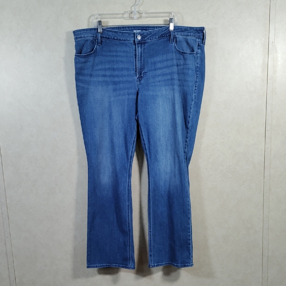 D164 Old Navy Mid-Rise Wow Boot-Cut Jeans 22